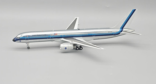 InFlight200 NASA Boeing 757-225 N557NA Polished IF757NASA57P Scale 1:200
