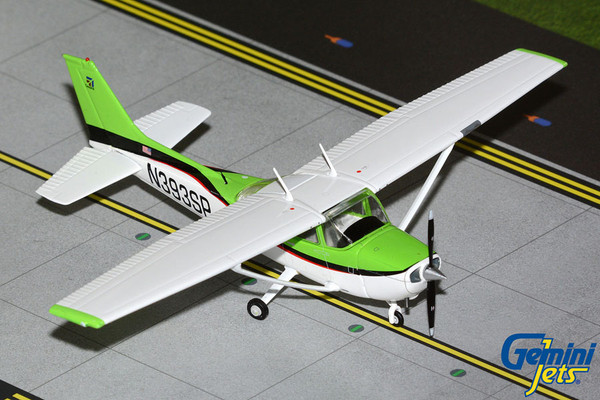 GeminiGA Cirrus Aviation Cessna 172S Skyhawk Reg: N393SP Scale 1:72