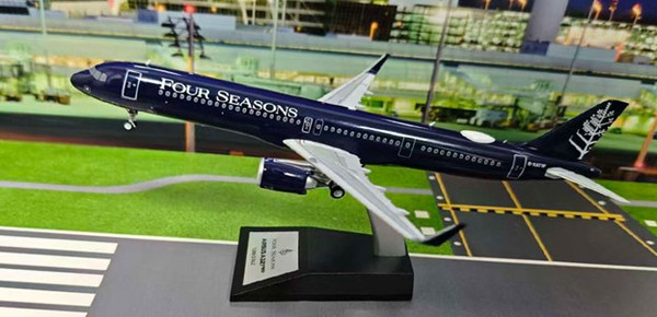 KJ Models Titan Airways (Four Seasons) Airbus A321-253NX Reg: G-XATW KJ-A321-200 Scale 1:200
