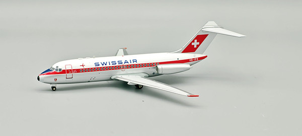 B-Models SWISSAIR DC-9-15 HB-IFB B-915-SW-IFB Scale 1:200