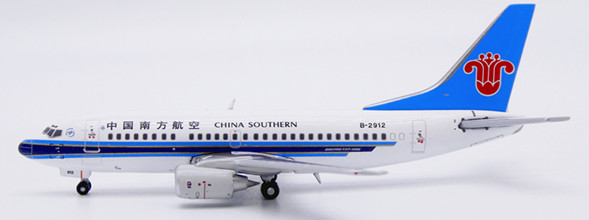 JC Wings China Southern Airlines Boeing 737-500 Reg: B-2912 With Antenna XX40274 Scale 1:400