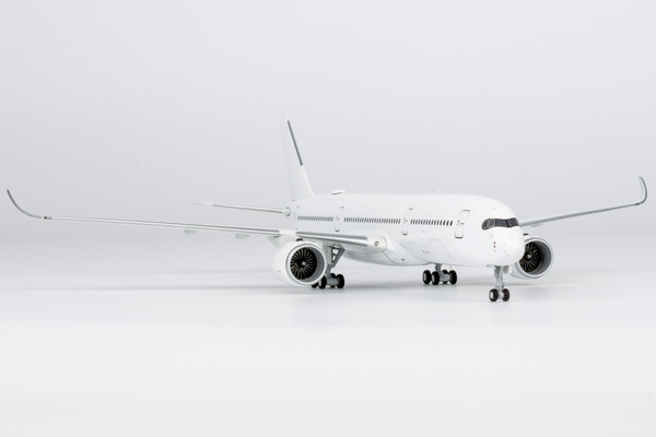 NG Model Blank Model Airbus A350-900 39051 1:400