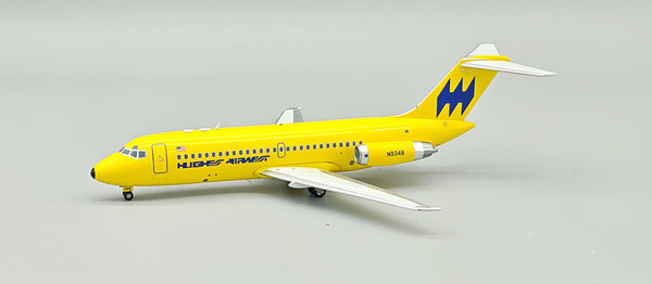 InFlight200 Hughes Airwest McDonnell Douglas DC-9-15 Reg: N9348 IF915RW0926 1:200 with stand