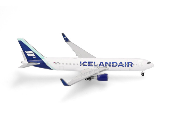 Herpa Icelandair Boeing 767-300 "Borealis blue tail stripe" Reg: TF-ISN HE539241 Scale 1:500