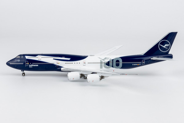 Lufthansa Boeing 747-8 Reg: D-ABYN 78045 1:400