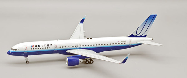 InFlight200 United Airlines Boeing 757-200 Reg: N549UA IF752UA0526 1:200 with stand