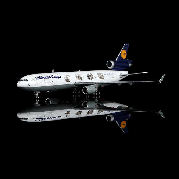 YY Wings Lufthansa MD-11 D-ALCC 100 years of aviation cargo livery YY1116D Scale 1:400