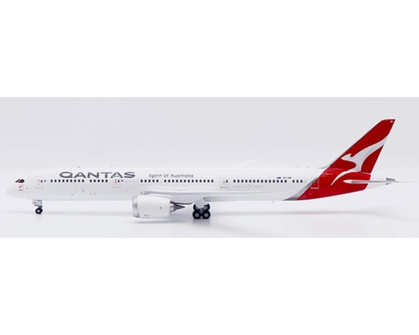 Qantas Boeing 787-9 Reg: VH-ZNF XX20624A Scale 1:200