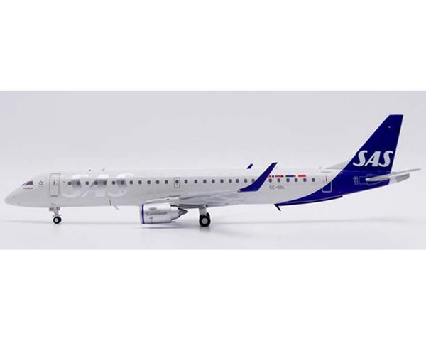 SAS Link ERJ190-200LR Reg: SE-RSL XX20277 Scale 1:200