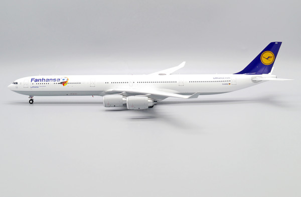 JC Wings Lufthansa Airbus A340-600 "Fanhansa" Reg: D-AIHQ EW2346006 1:200 With Stand