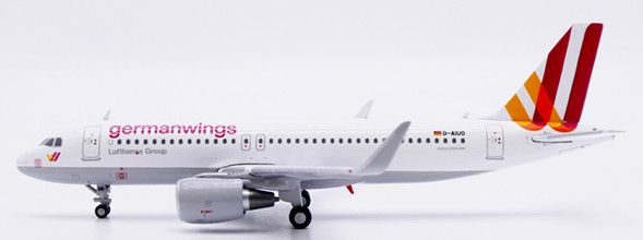 JC Wings Germanwings Airbus A320 Reg: D-AIUO XX40677 1:400 With Antenna