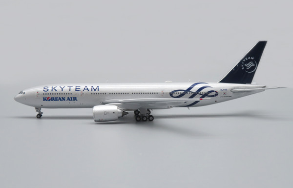 Korean Air Boeing 777-200 SkyTeam HL7733 A244089 Scale 1:400