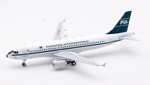 InFlight200 Pakistan International Airlines - PIA Airbus A320-214 AP-BLA IF320PK0824-IA Scale 1:200
