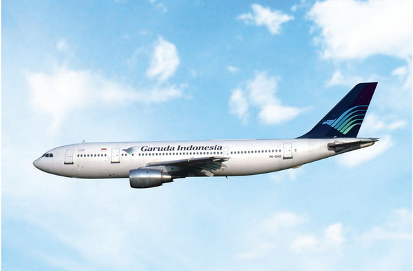 Phoenix Model Garuda Indonesia Airbus A300B4 Reg: PK-GAD 12133 Scale 1:400