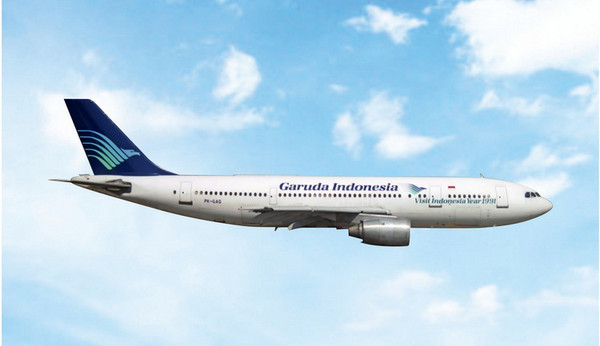 Phoenix Model Garuda Indonesia Airbus A300B4 Reg: PK-GAG 12134 Scale 1:400 "Visit Indonesia Year 1991"