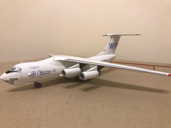 AviaBoss World Food Programme IL-76T RA-76780 A2010 1:200