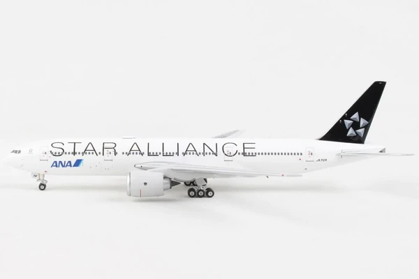 Phoenix Model ANA B777-200 JA712A "Star Alliance" PH4ANA2153 1:400