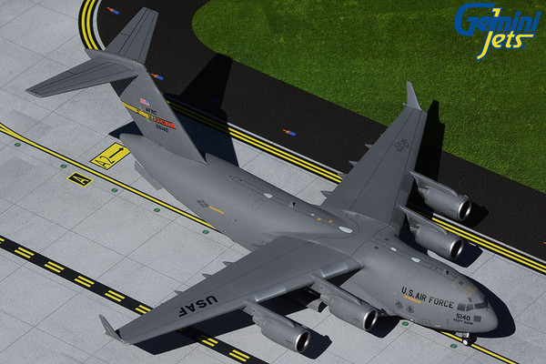 Gemini Jets U.S. Air Force C-17A Globemaster March Air Force Base 05 5140 G2AFO1059 1:200