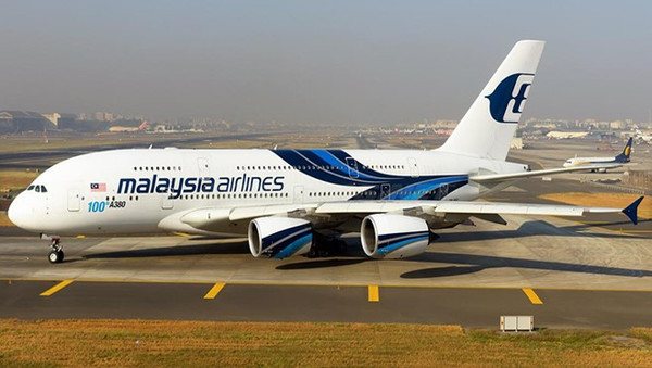 Aviation400 Malaysia Airlines Airbus A380-841 9M-MNF rolling detachable magnetic undercarriage AV4138 1:400