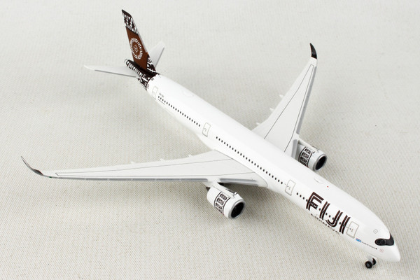 HERPA FIJI A350-900 1/500