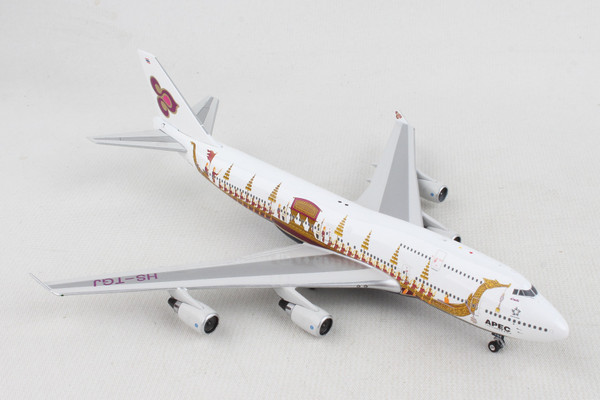 PHOENIX THAI 747-400 1/400 ROYAL BARGE REG#HS-TGJ (**)