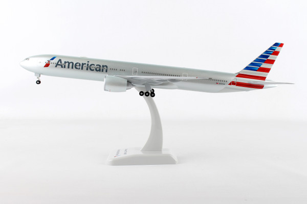 HOGAN AMERICAN 777-300 1/200 W/GEAR REG#N725AN W/RADOME (**)