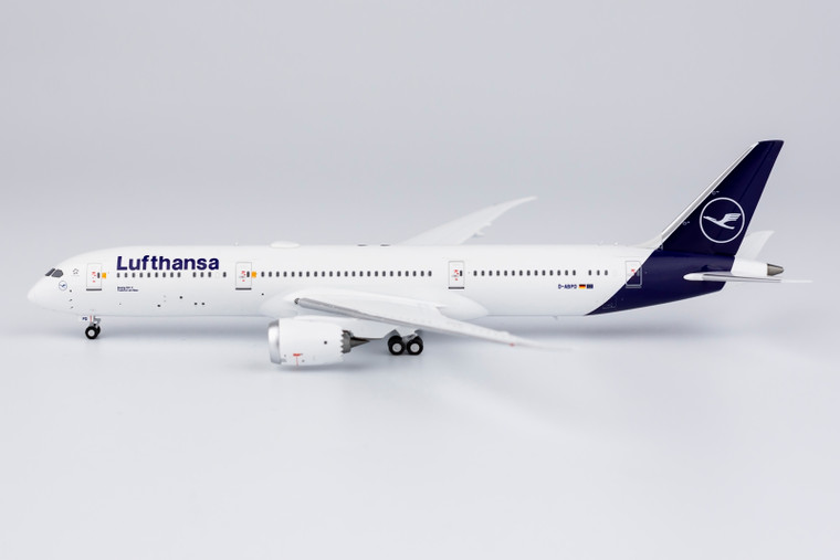 NG Models Lufthansa 787-9 Dreamliner D-ABPD 55093 1:400