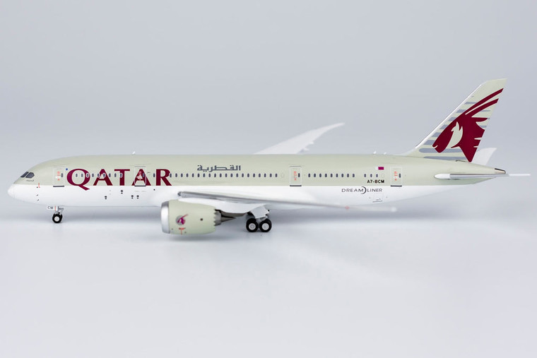 Qatar Airways 787-8 Dreamliner A7-BCM 59008 1:400
