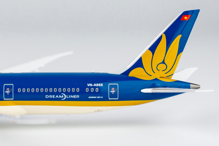 Vietnam Airlines 787-9 Dreamliner VN-A868 55109 1:400