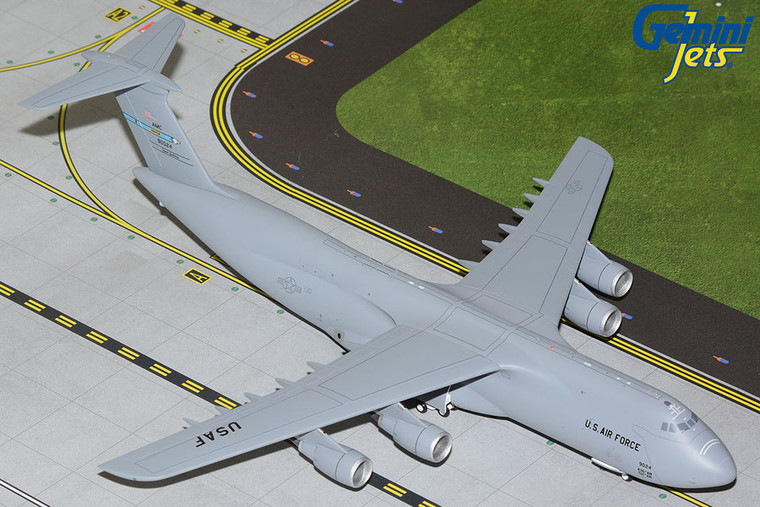 Gemini200 U.S. Air Force C-5M Super Galaxy 69-0024 Dover AFB **NEW MOULD** G2AFO1133 1:200