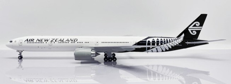 JC Wings Air New Zealand B777-300ER ZK-OKM JC2ANZ304 1:200