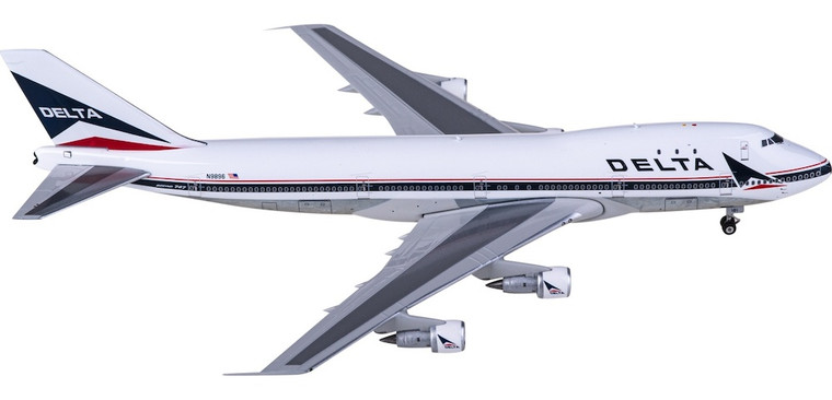 Phoenix Delta Airlines Boeing 747-100 N9896 Polished Livery