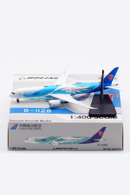 Aviation400 China Southern Airlines Boeing 787-9 Dreamliner B-1128