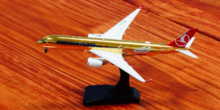 Aviation400 Turkish Airlines Airbus A350-941 TC-LGH Golden AV4160G 1:400