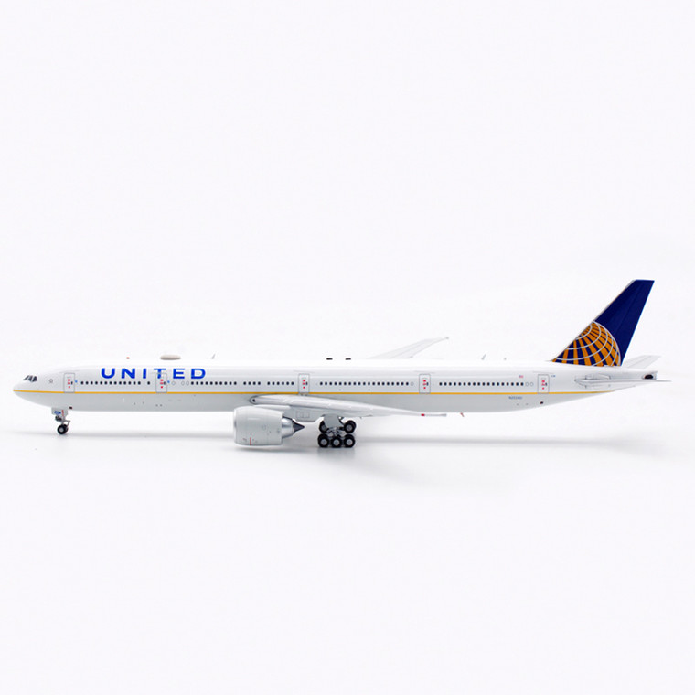 Aviation400 United Airlines Boeing 777-322ER N2534U AV4179 1:400