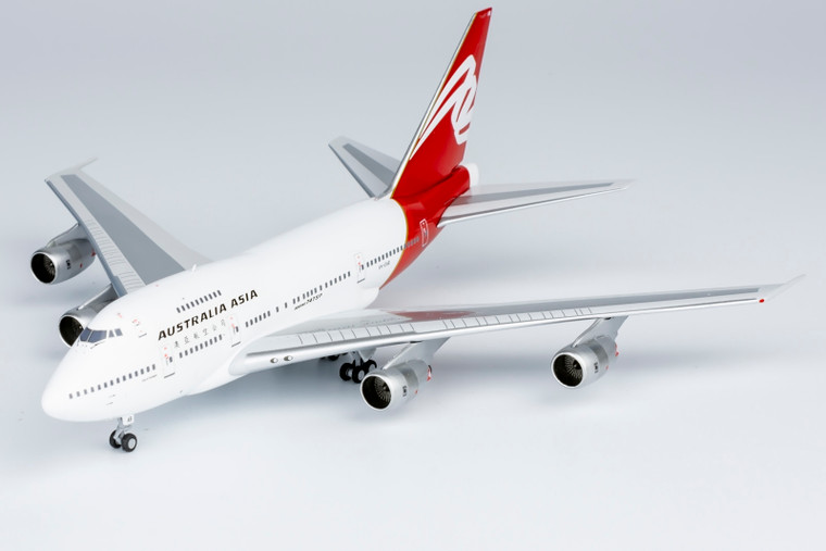 NG Models Australia Asia 747SP "City of Traralgon" VH-EAB 07036 1:400