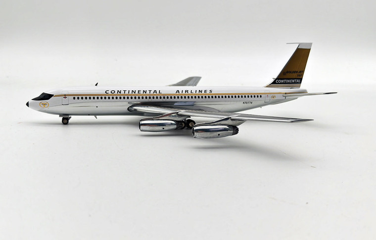 Inflight200 Continental Airlines Boeing 707-124 N70774 with stand
