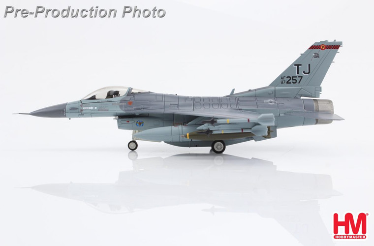 Hobby Master F-16C Fighting Falcon 614th TFS Doha AB Qatar, Desert Storm 1991 HA38029 1:72