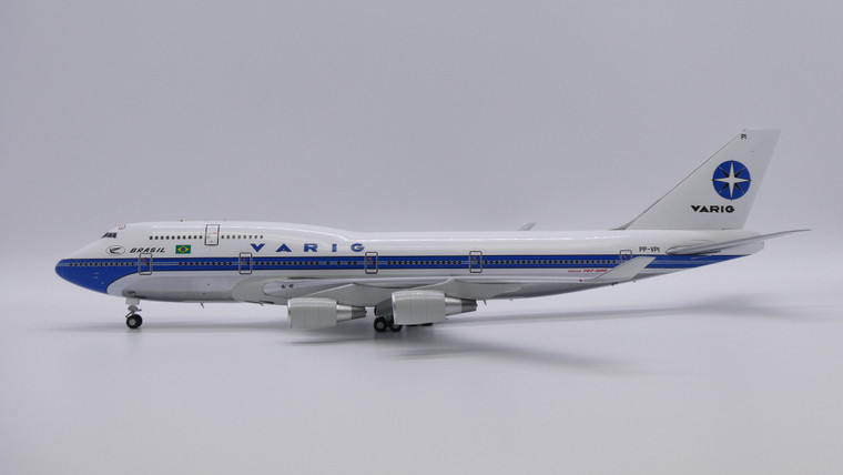 JC Wings Varig Boeing 747-400 "Polished" Reg: PP-VPI "Flaps Down" With Stand LH2292A 1:200