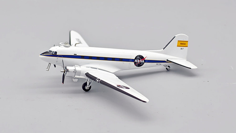 Inflight200 NASA Douglas C-47H Skytrain N817NA with stand IFDC3NASA817 1:200