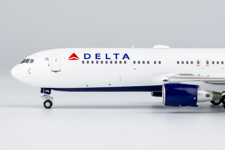 NG Models Delta Air Lines 767-300ER/w with PW4000 engines; new