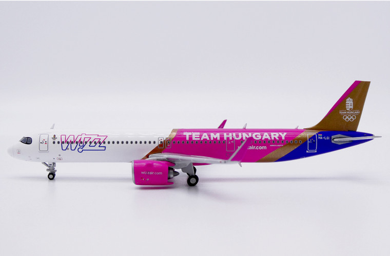 JC Wings Wizz Air Airbus A321NEO "Team Hungary" Reg: HA-LGI With Antenna XX40259 1:400