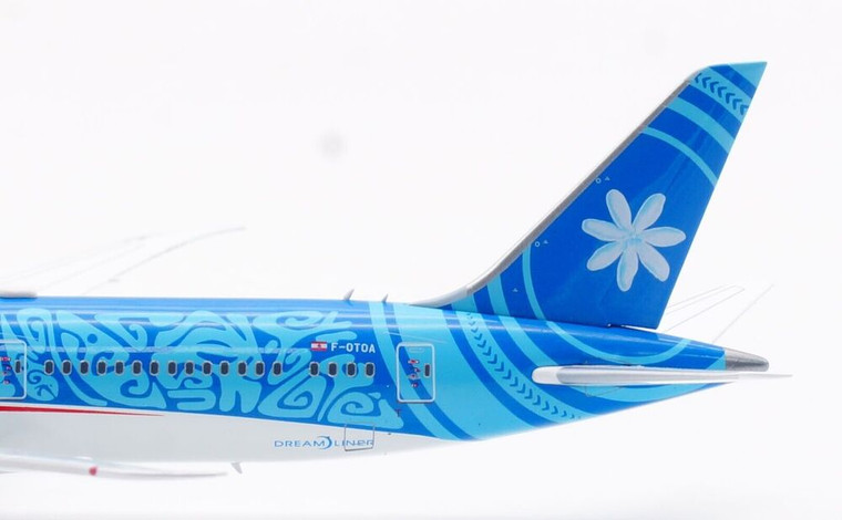 Aviation400 Air Tahiti Nui Boeing 787-9 Dreamliner F-OTOA