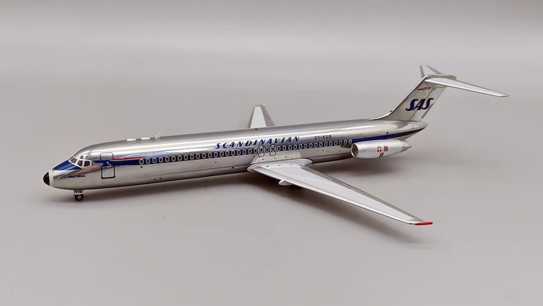 Inflight200 SAS DC-9-41 OY-KGS Polished with stand IF941SK0724P 1:200