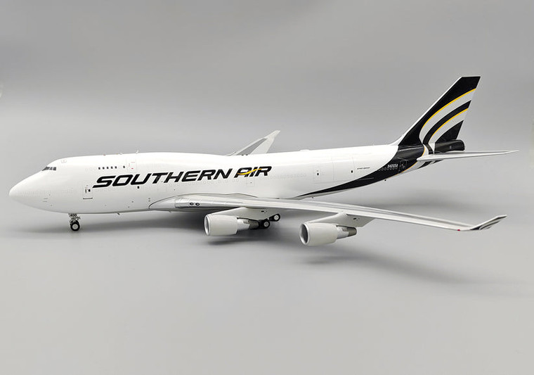 1/200 inflight200 B747sp サウスアフリカ航空 Inflight200 Southern Air Boeing 747-412(BDSF) N400SA with stand