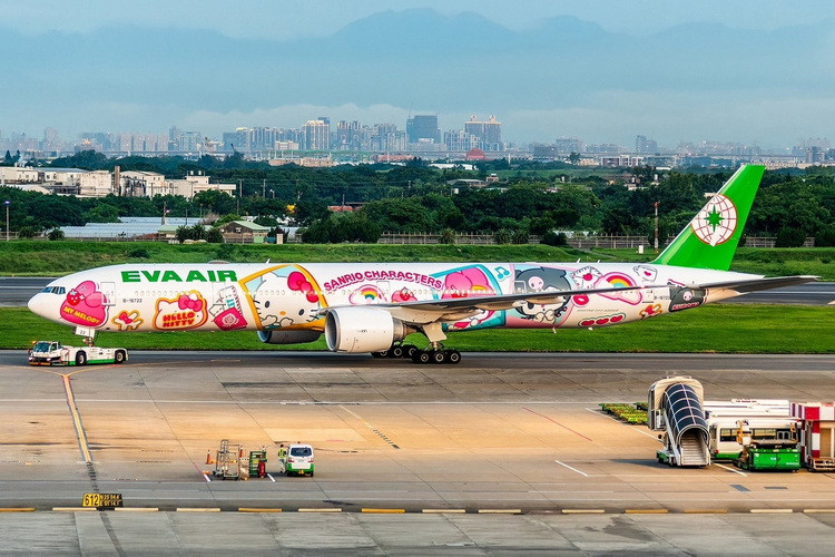 Phoenix Models EVA Air B777-300ER B-16722 