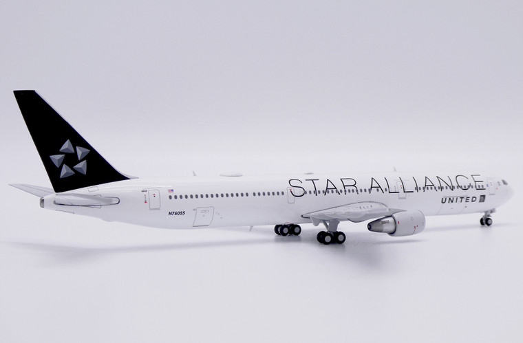 JC Wings United Airlines Boeing 767-400 