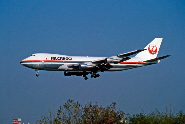 Phoenix Model JAL Cargo B747-200F JA8180 04615 1:400
