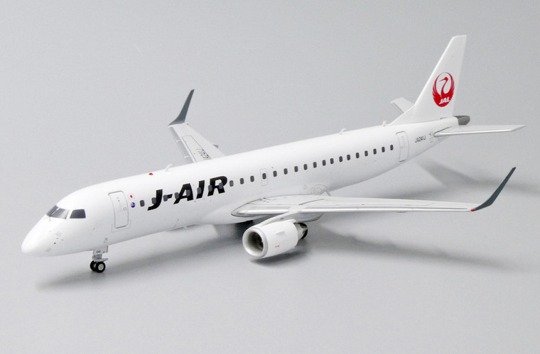 航空機・ヘリコプター JC Wings 1:200 J-AIR ERJ-190STD JA241J JC Wings J-Air Embraer ERJ-190STD Reg: JA241J With Stand