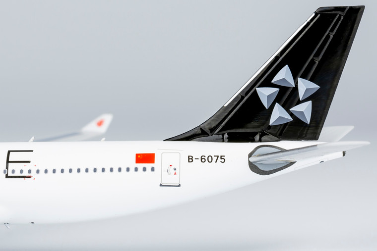 NG Model Air China A330-200 Star Alliance B-6075 61082 1:400